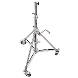 Avenger 9.5' Super Wind Up Stand, 29 Low Base
