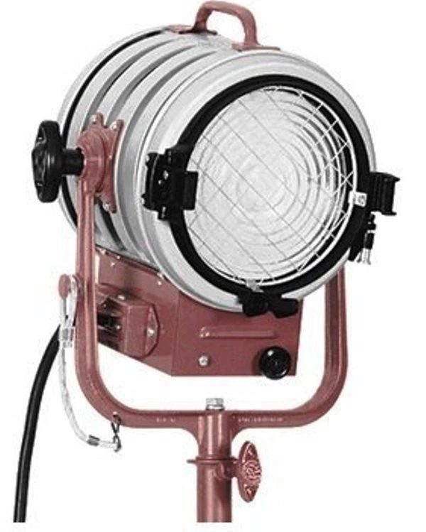 2K 8" Junior Solarspot Package